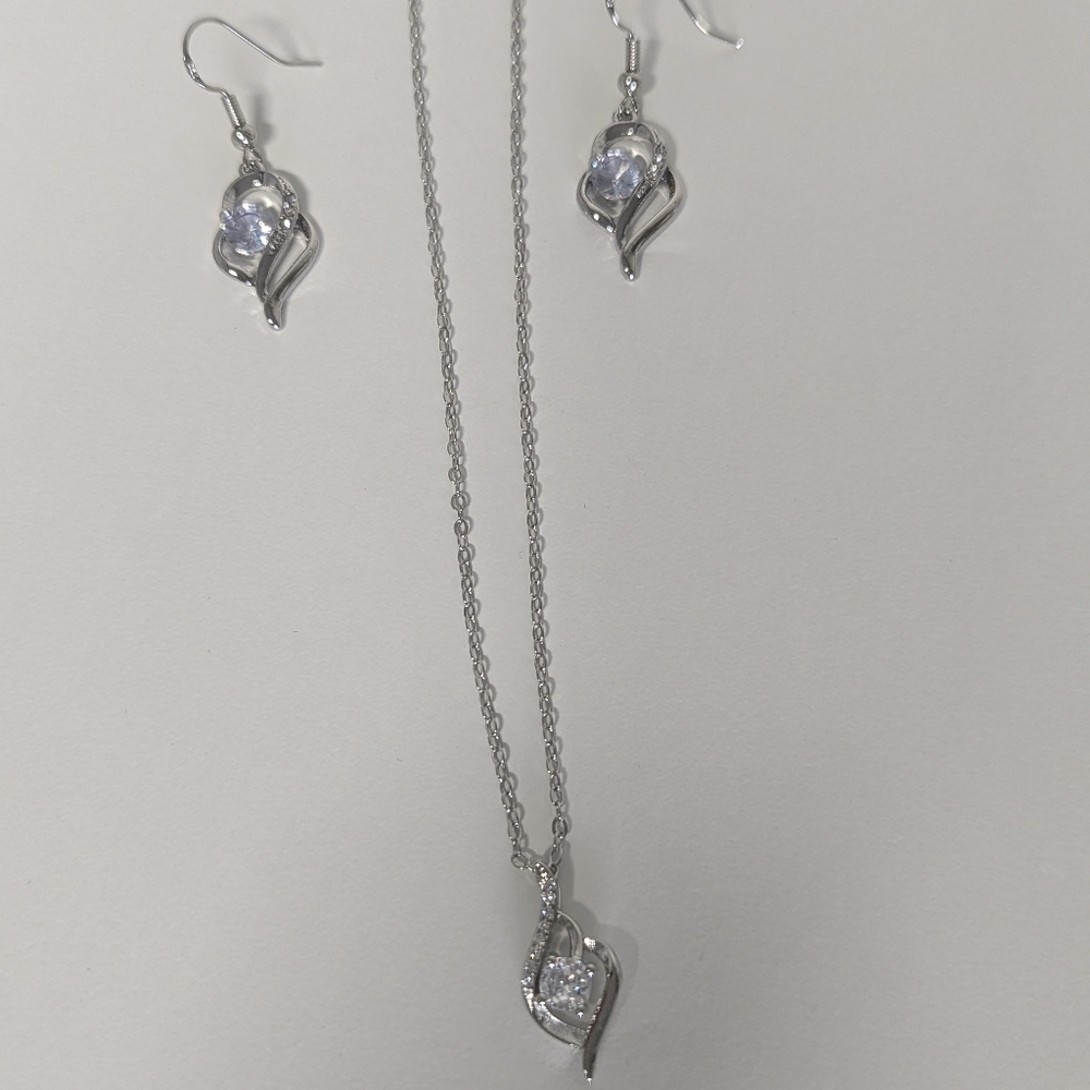 .925 Sterling Silver Necklace and earrings set